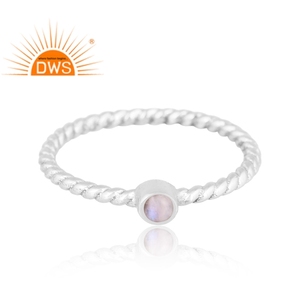 Meilleure qualité en argent sterling fin naturel arc-en-ciel lune pierre gemme bague empilable fabricant de bijoux personnalisés - Product Image 3