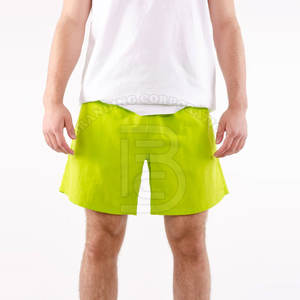 Pantalones cortos de gimnasio de verano con logotipo personalizado, de secado rápido, sueltos, de nailon elástico, de estilo informal para uso en el gimnasio, de cintura media y de lona de talla grande - Product Image 1