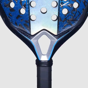 Raqueta de Pádel Personalizada Negra de Fibra de Carbono 18K con Diamantes, Profesional, Duradera, Ligera, Núcleo de EVA, Agarre Absorbente de Sudor, Venta al por Mayor a Bajo Precio - Product Image 4