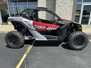 Atractivo Can-Am Maverick X3 DS Turbo 2025-2026, Nuevo Vehículo Utilitario Deportivo Recreativo - Product Image 5