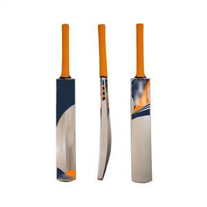 Batte de cricket en bois anglais de haute qualité personnalisée professionnelle 12-14 grains Poignée anti-dérapante Impression de logo personnalisée Accessoires - Product Image 2