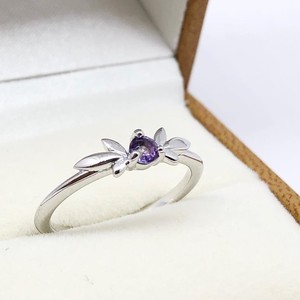 Anillo solitario CZ de corte redondo amatista púrpura de 3,5mm, joyería de compromiso y aniversario chapada en oro de 18 quilates - Product Image 2