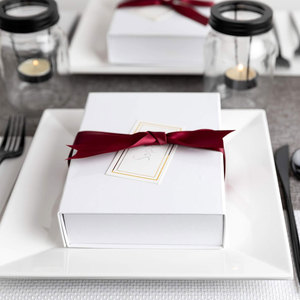 Caja de regalo impresa personalizada Magnetbox Caja rígida de cartón Caja de ropa personalizada Caja de embalaje de ropa Logotipo personalizado Color - Product Image 4