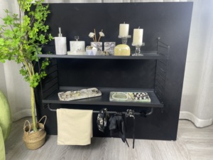 Étagères flottantes en acier thermolaqué, étagères d'angle suspendues, étagère de rangement pour couloir, porte-serviettes de salle de bain, salon, villa, hôtel - Product Image 4