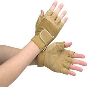 Gants avec logo personnalisé en usine pour hommes gants de gymnastique respirants pour l'entraînement d'haltérophilie et de fitness - Product Image 2
