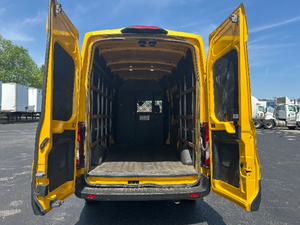Concesionarios Reconocidos de Camionetas de Carga Transit 250 2022/2021 en Venta - Product Image 4