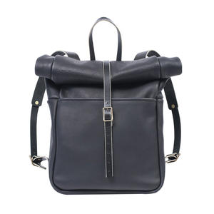 Sac à dos pour ordinateur portable unisexe en cuir véritable vintage à panneaux Doublure en coton biologique Système de transport en maille de résine Capacité 20-39L Personnalisé - Product Image 4