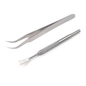 Best <b>Tick</b> Removal <b>Tweezers</b> in Silver Color to Grasp the <b>Ticks</b> As Close to Skin's Surface As Possible Pet Pakistani Supplier - Product Image 2