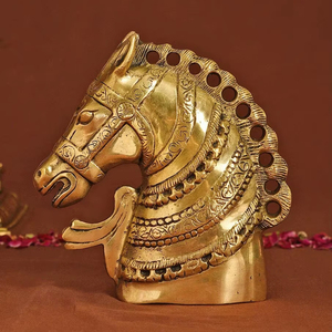 Sculpture de tête de cheval en métal royal pour la décoration de maison de luxe, accent artistique de table, présentation festive et cadeau haut de gamme - Product Image 1