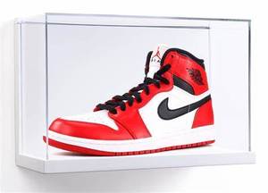 2025 Modern Elegant Clear Acrylic Customized for Sneaker Display Box Trendy Transparent Square Shoe Case - Product Image 2