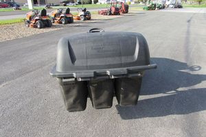 Cortadora de Césped Husqvarna Rider LGT2654 a Precio Económico, Tracción en las Cuatro Ruedas de Alto Rendimiento, Corte de Césped Duradero, Tractor de Jardín en Venta - Product Image 3