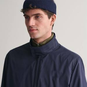 Elegante Chaqueta ligera para hombre: alta calidad, cómoda e ideal para atuendos modernos e informales - Product Image 3