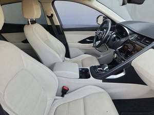 Jaguar E-Pace SE P250 AWD Automatique 2021 - Product Image 4