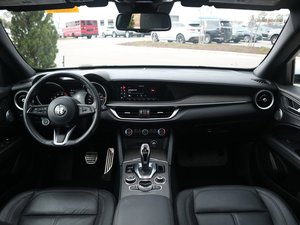 Vehículos Usados de Segunda Mano 2022 R0me0 Stelvl0 Veloce SUV 4 Puertas con Tracción en las Cuatro Ruedas (2.0L 4 Cilindros Turbo 8A) Listo para Envío Rápido - Product Image 2
