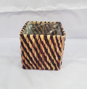 High quality classic design water hyacinth <b>baskets</b> with <b>handles</b> for home storage & organization home and kitchen made in - Product Image 2