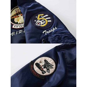 เสื้อแจ็คเก็ตบอมเบอร์กันลมสำหรับผู้ชาย สไตล์สตรีทแวร์ ลายพรางอุตสาหกรรมหนัก เป็นมิตรกับสิ่งแวดล้อม ปักลายแบบปักฟล็อก - Product Image 6