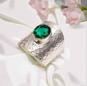 Anillo de Esmeralda Hecho a Mano, Gema Verde, Joyería de Plata de Ley, Elegante Regalo para Mujer, Diseño Bohemio - Product Image 4