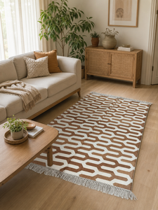 Tapis décoratif Dhurrie réversible en coton fait main, motif géométrique flèche marron terreux, avec franges à pompons pour salon - Product Image 3