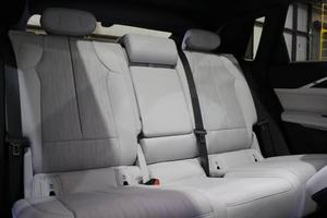 MEILLEUR ÉLECTRIQUE 2023 CA-DILLAC LYRIQ RWD SKY COOL GRIS INTÉRIEUR PRÊT À ÊTRE EXPÉDIÉ - Product Image 4