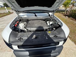 Land Rover Defender 2023 d'occasion en bon état - Product Image 4