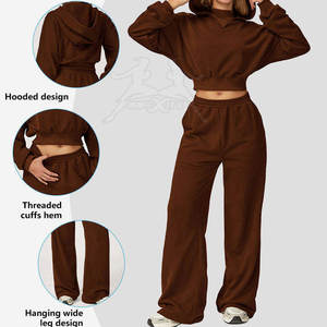 เสื้อครอปแบบสวมหัวใส่สบายพร้อมผ้าน้ำหนักเบาเสื้อครอปแบบสวมหัวลำลองดีไซน์ทรงพอดีตัวทันสมัย - Product Image 2