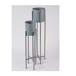 Macetas de Flores de Metal de Lujo Talladas a Mano de Alta Calidad para Uso Doméstico, Color Personalizado, Macetas para Jardín e Interiores - Product Image 2