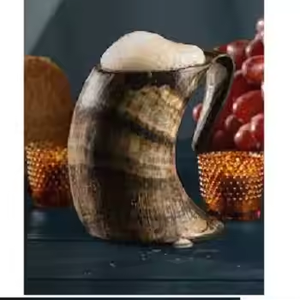 Vente en gros de chopes à bière naturelles de qualité supérieure finies à la main Viking meilleure décoration de Noël par l'artisanat en croissant - Product Image 1