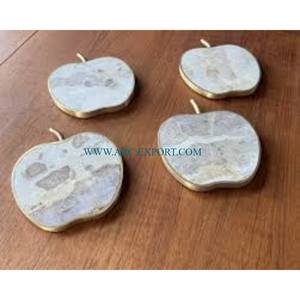 Ensemble de 2 élégants tapis et tampons de cuisine en métal en forme d'hexagone Ensemble de sous-verres décoratifs pour table d'hôtel et de restaurant de qualité supérieure - Product Image 5