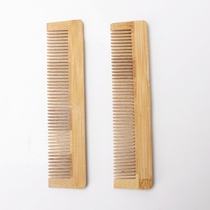 Brosses à cheveux en bambou peignes jetables respectueux de l'environnement avec utilisation pour avion restaurant station hôtel kit personnel - Product Image 1