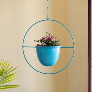 Jardinière suspendue ronde en métal bleu pour la décoration moderne de la maison et une verdure d'intérieur élégante avec un look décoratif frais et élégant - Product Image 2