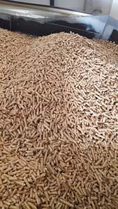 Pellets de Madera Dura de 15 kg para Calefacción Residencial - Product Image 6