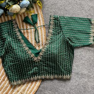 Chemisier moderne à col en V avec motif tissé et fil Zari Travail Mariages Logo brodé à la mode/Motif Décoration pailletée - Product Image 2