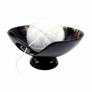 Bol de service en corne de buffle naturel de qualité supérieure fabriqué à la main jetable pour les magasins de détail chics Showrooms Option économique AALIYAN - Product Image 1