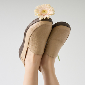 Chaussures décontractées urbaines extensibles JSHOE 2025 en cuir de vachette Action RECO légères et basiques à enfiler pour femmes - Product Image 4