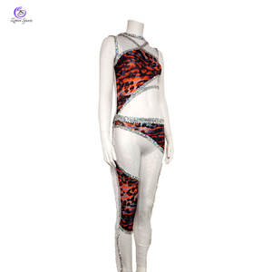 Ensemble de Majorette deux pièces respirant aux couleurs personnalisées ensemble d'uniforme de Majorette à franges pailletées pour filles - Product Image 6