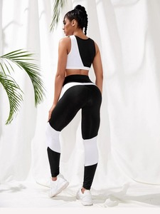 Traje de yoga personalizado Deportes Mujeres Gimnasio Ropa Fitness Leggings Pantalones Entrenamiento Sujetador apretado Conjuntos de yoga - Product Image 3