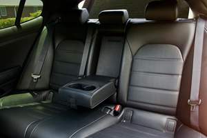 2021 Kia Stinger GT Limited Gasolina, bajo kilometraje - Product Image 5