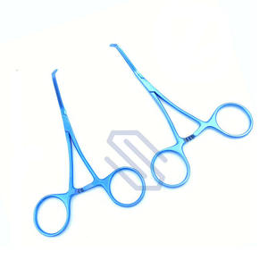 Micro abrazadera de titanio izquierda/derecha Kitzmiller, instrumento quirúrgico ocular oftalmológico con ángulo de 11cm, CE - Product Image 1