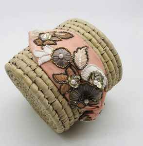 Diademas bordadas de Color melocotón, accesorio acolchado suave, fácil de llevar, con cuentas de mano - Product Image 2