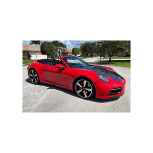 Porsche Taycan con autonomía totalmente eléctrica y tecnología futurista - Product Image 4