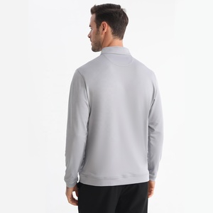 ... Activewear Golf quarter zip pullover hecho a mano para el apoyo del swing y el flujo de aire mantiene la comodidad de secado rápido - Product Image 4