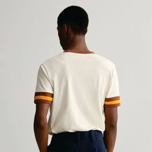 T-shirt rétro tendance pour homme-Haute qualité, confortable et parfait pour les tenues décontractées et les tenues vintage - Product Image 4