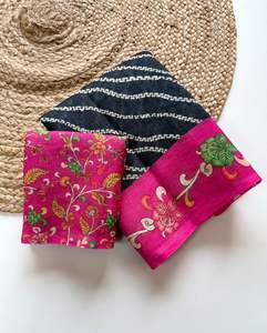 Sari de Lino Suave para Mujer con Hermoso Laheriya y Kalmkari, Blusa Estampada con Latkan de Lujo, Hecho en India - Product Image 5