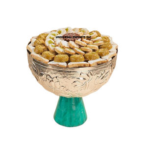 Bol à chocolat en métal doré martelé avec base en bois, bol à bonbons fait main de haute qualité, style classique, nouveau bol à chocolat - Product Image 3