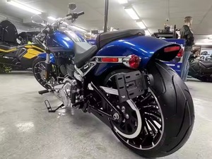 Motocicleta Nueva FXBR Breakouts Cruisers 2025 Lista para Ensamblar - Product Image 2