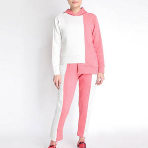 Vente chaude femmes Slim Fit pull survêtement à la mode vêtements d'entraînement confortable pour la saison d'hiver solide motif haut - Product Image 1