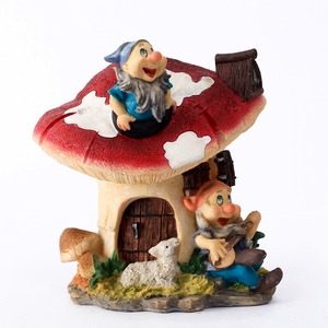 La nuova <span class=keywords><strong>casa</strong></span> dei funghi di Witt presenta uno <span class=keywords><strong>gnomo</strong></span> a fungo luminoso <span class=keywords><strong>gnomo</strong></span> decorato con una statua <span class=keywords><strong>da</strong></span> giardino in resina con ornamento <span class=keywords><strong>da</strong></span> giardino - Product Image 5