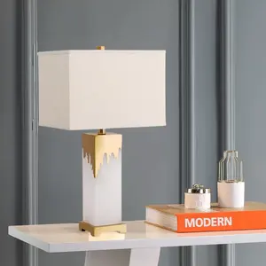 Lámpara de Mesa Ecológica AlexiaDivine, Diseño Tradicional-Moderno con Cuerpo de Cristal, Base Flexible E26 para Dormitorios, Oficinas y Estudios - Product Image 3