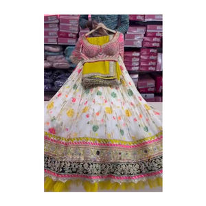 2023 nueva llegada de alta calidad de lujo diseñador de moda Georgette con espejo Real bordado trabajo Lehenga Choli - Product Image 1