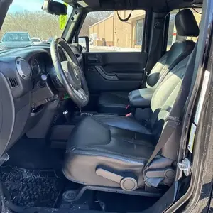 รถจี๊ปแรงเลอร์ อันลิมิเต็ด ซาฮาร่า ปี 2013 มือสอง พวงมาลัยซ้าย/ขวา - Product Image 3